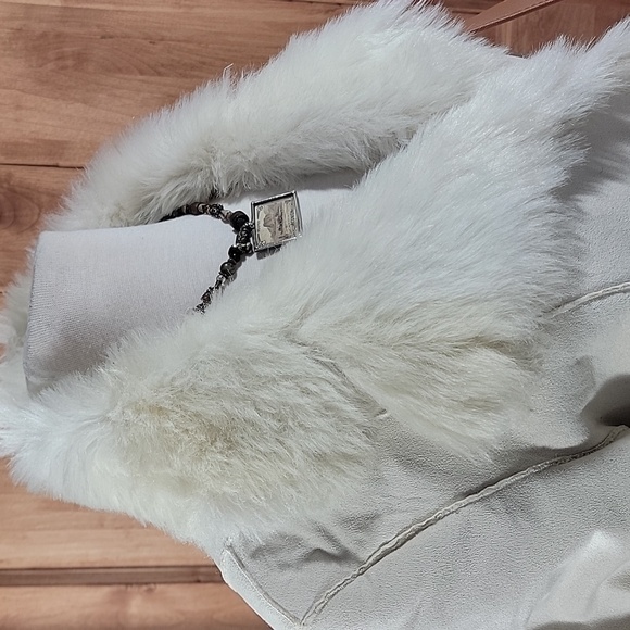 Women's White Teddy Jacket - Picture 16 of 16